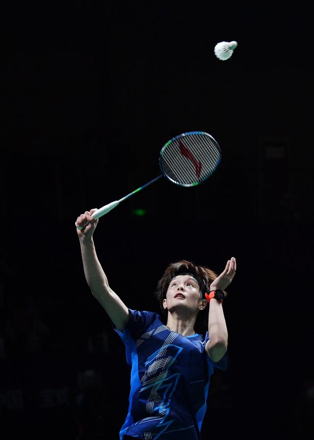 {百家樂}(为什么羽毛球女运动员穿短裙)