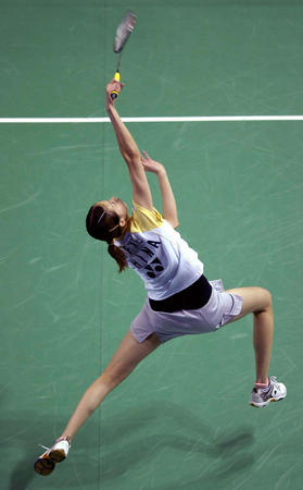 {百家樂}(为什么羽毛球女运动员穿短裙)