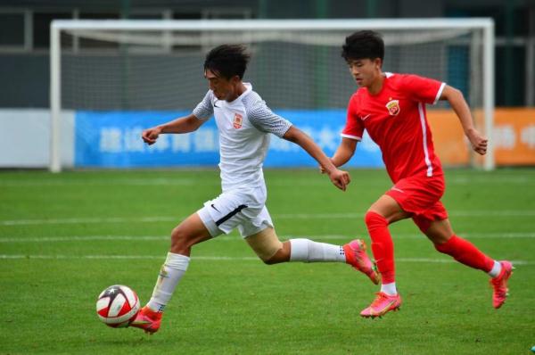 {六合彩}(中国足球发展三个目标) {六合彩}(中国足球发展三个目标)